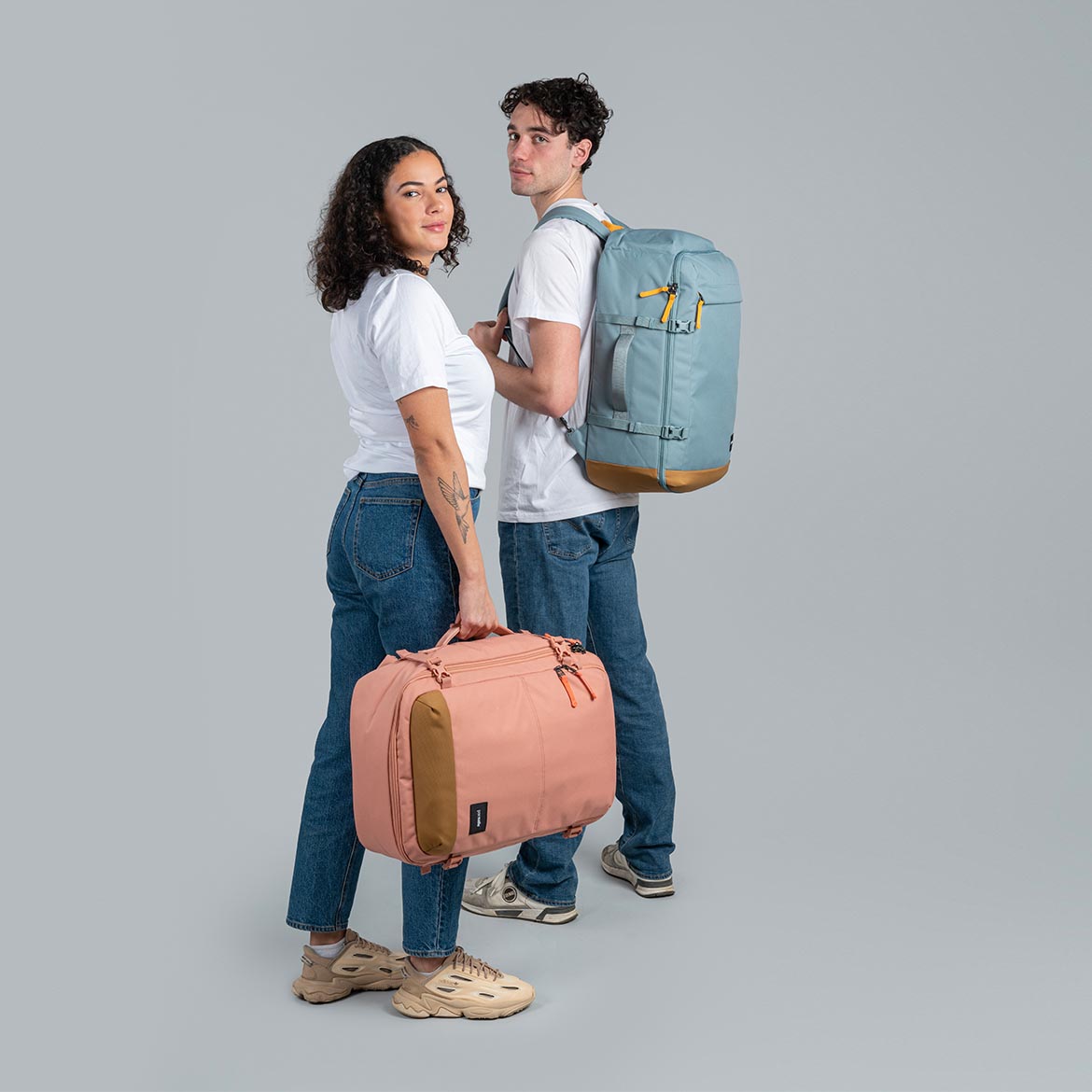 Podróżuj bezpiecznie i stylowo z plecakiem kabinowym